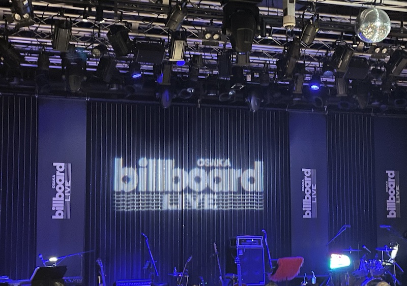 【セットリスト・ライブレポ】 荻野目洋子さん Yoko Oginome LIVE 2025 “Our Story Continues!”@ビルボードライブ大阪 2025.11.07 2nd Stage 【セットリスト・ライブレポ】 荻野目洋子さん Yoko Oginome LIVE 2025 “Our Story Continues!”@ビルボードライブ大阪 2025.11.07 2nd Stage