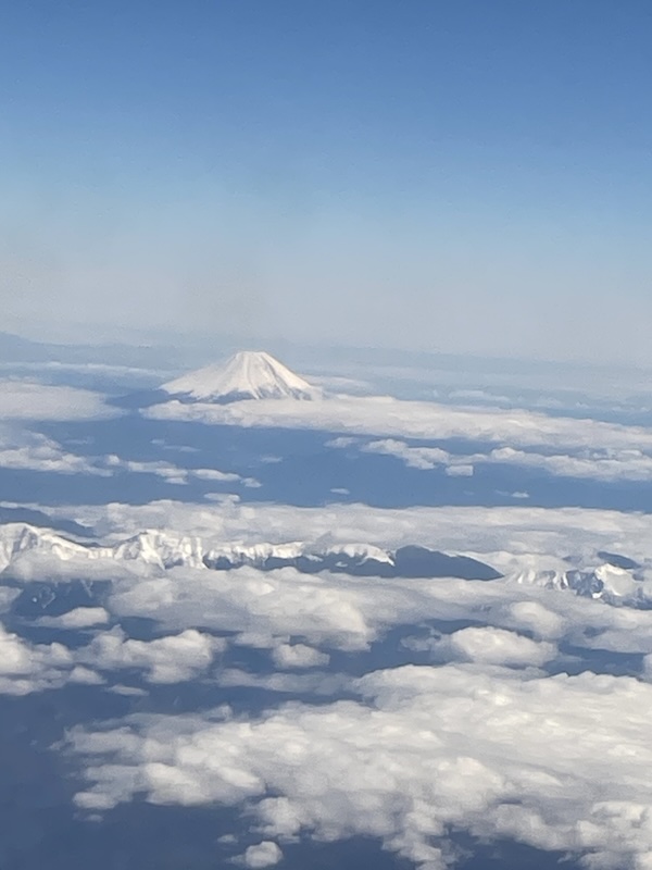 【お客様の声/Customer Feedback】ストレッチ的要素がある為、身体の柔軟性が高まった。-The stretching elements helped increase my flexibility.